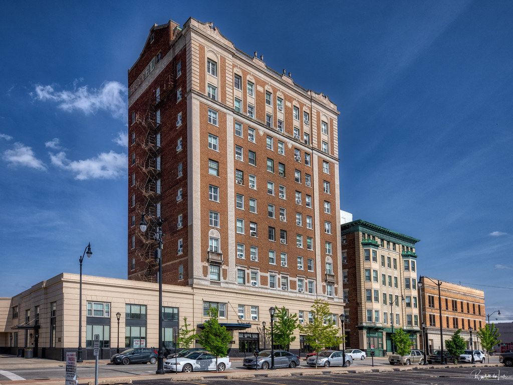 Property main image